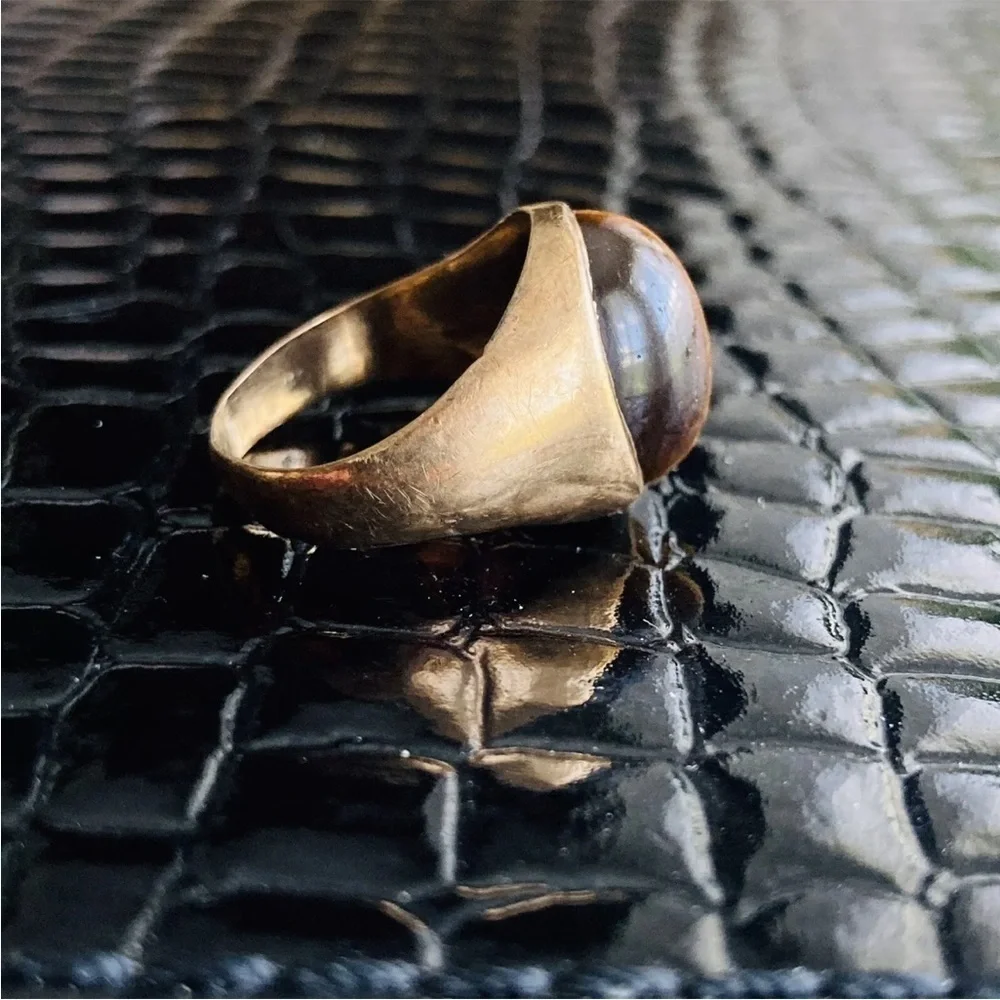 10k Gold Tiger’s Eye Solitaire Signet Estate Ring